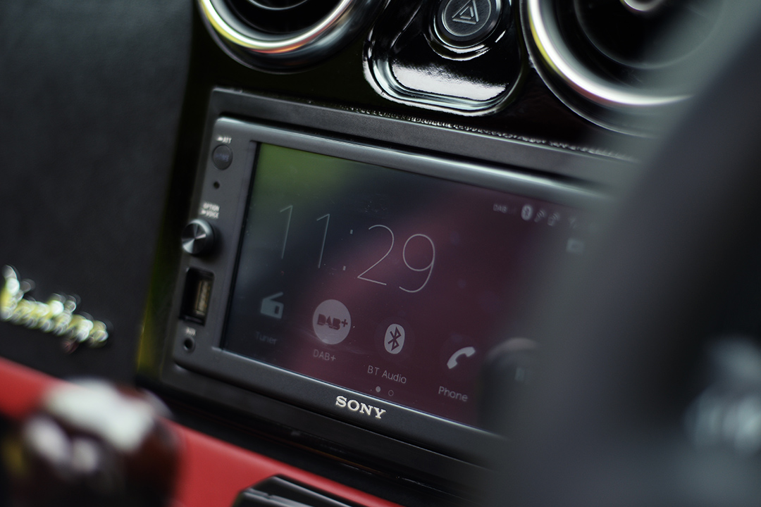 Wells Motor Cars Vertige interior